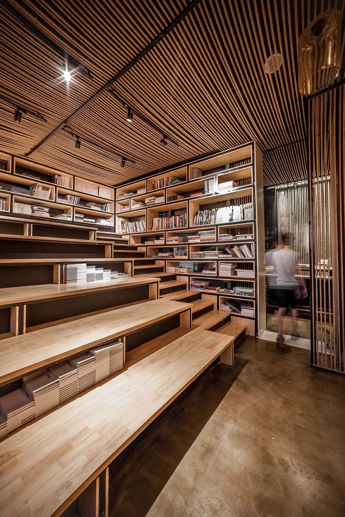 台阶图书区,Reading Staircase
